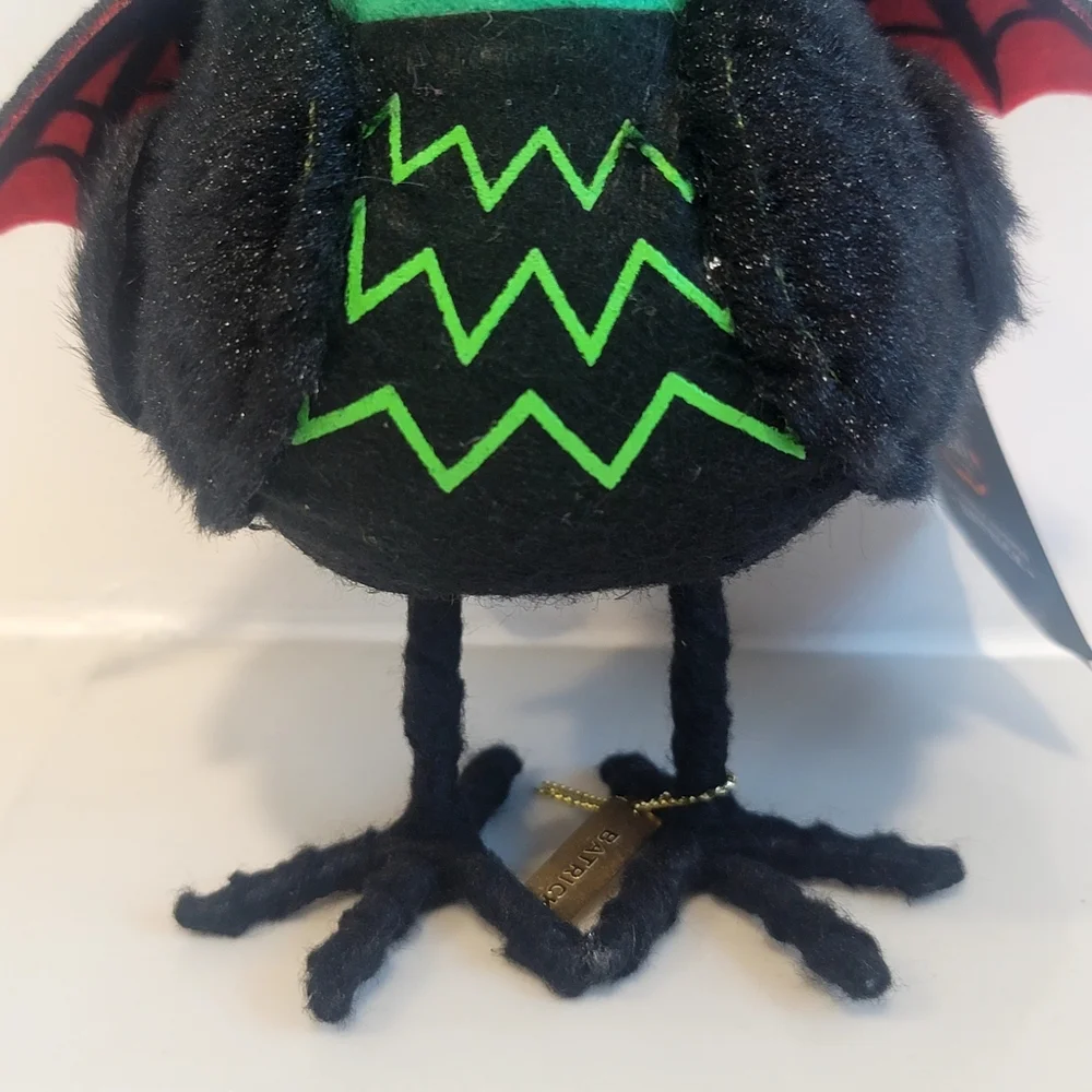 NEW Hyde & EEK! Boutique Featherly Friends 